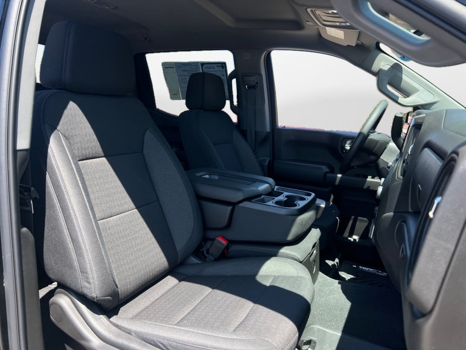 2026 Chevrolet Silverado 1500 4WD Crew Cab Short Bed Custom Trail Boss