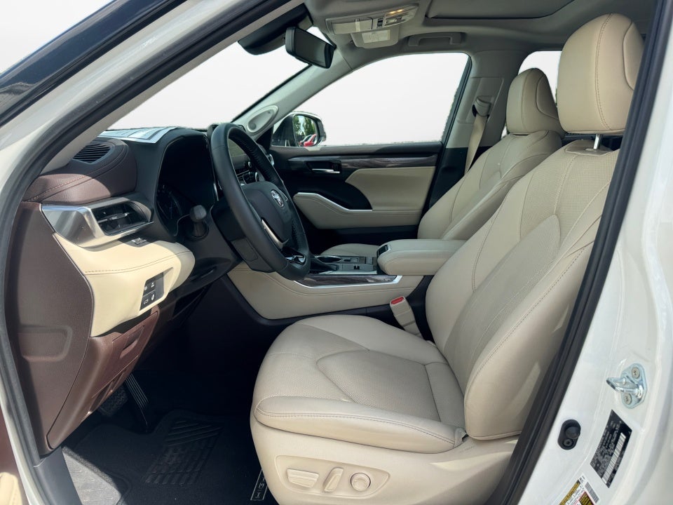 2021 Toyota Highlander Hybrid Limited