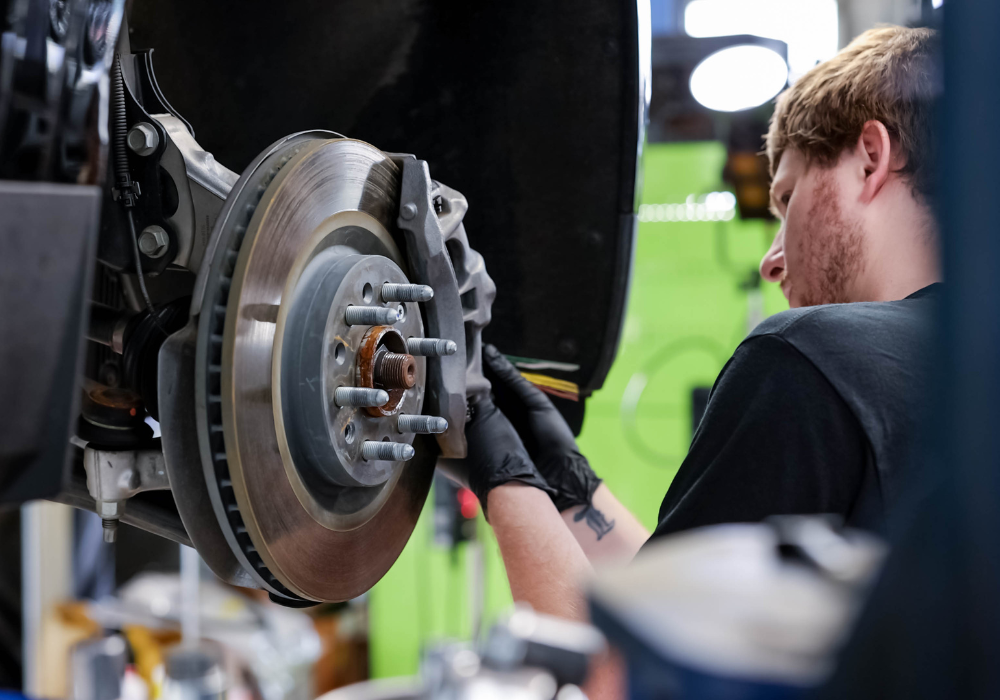 Nissan brake repair service at Flow Nissan of Fayetteville